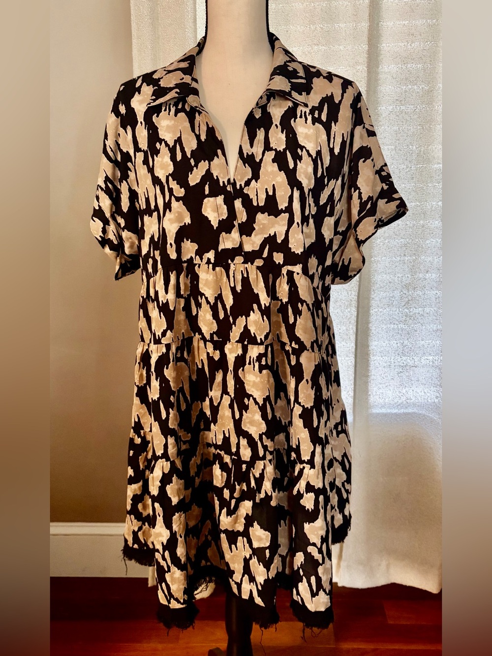 Umgee Black and Cream Abstract Tiered Dress - Picture 1 of 3